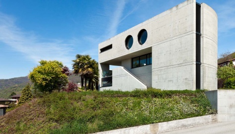 Hoch moderne Designer-Villa